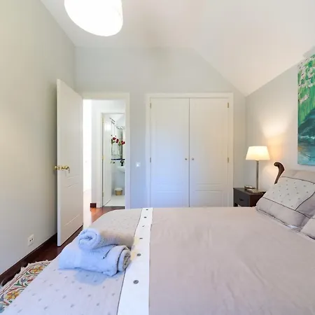 House With Cozy Garden Bbq And Free Parking Ferienhaus