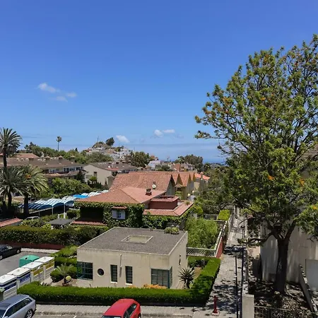 Ferienhaus House With Cozy Garden Bbq And Free Parking